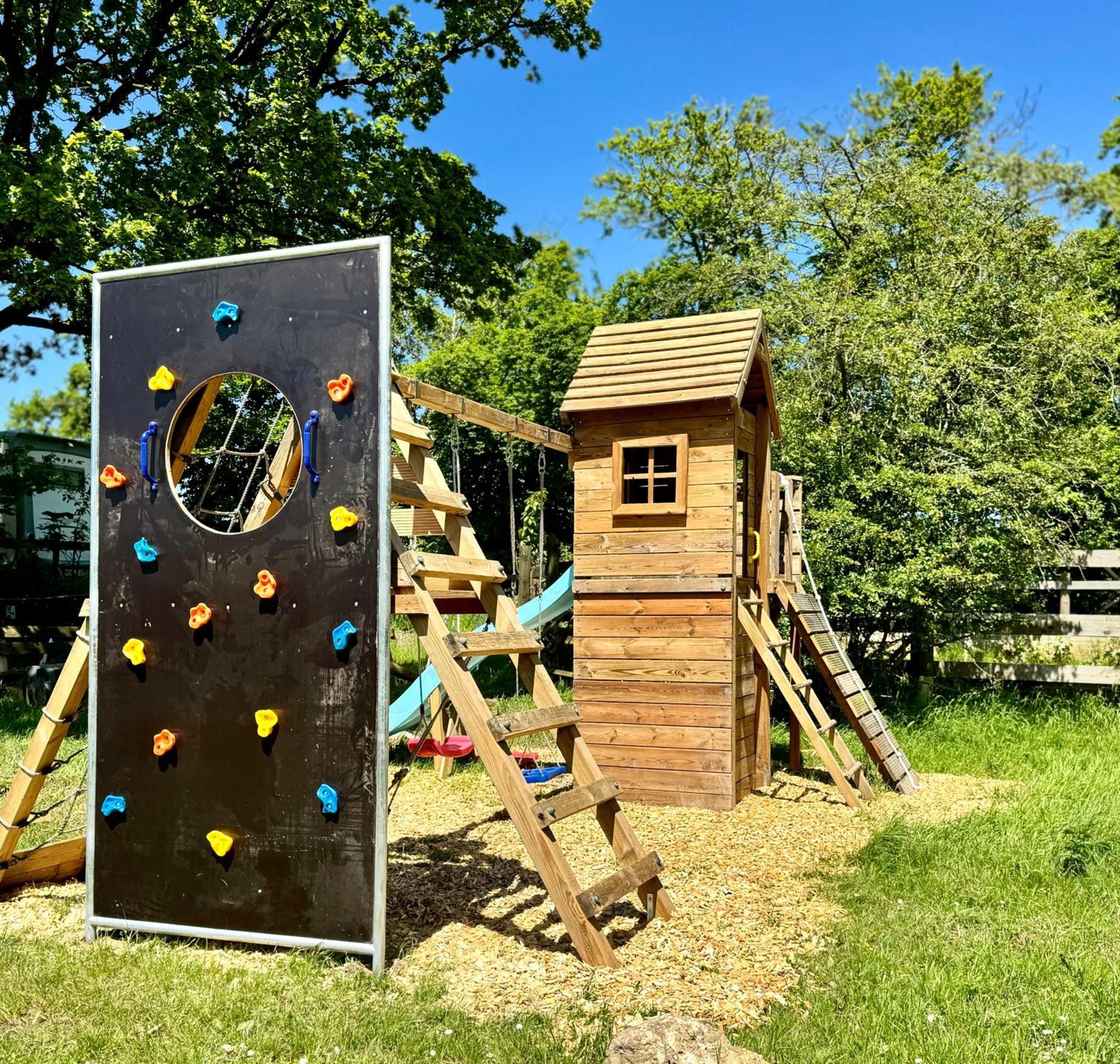 Studio - Grosses Wohn-Schlafzimmer - Dachterrasse - Kamin - Kuche - Hohes Venn - Monschau - Eifel - Hunde Willkommen Beim Hof Vierzehnender Zewnętrze zdjęcie